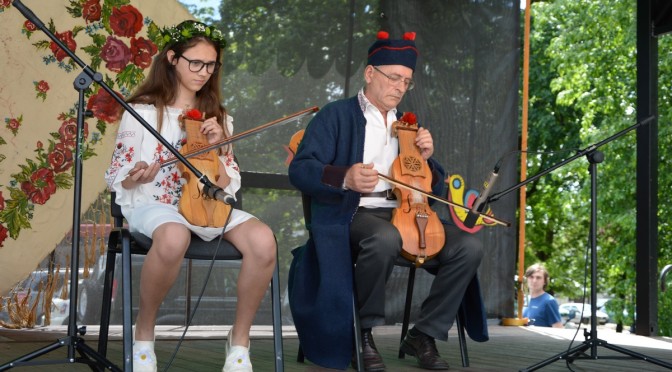 Zbigniew Butryn i Karolina Maksim na Jarmarku Janowskim